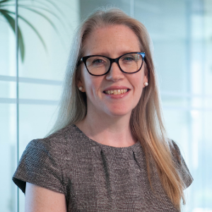 Dr Vicky Davies