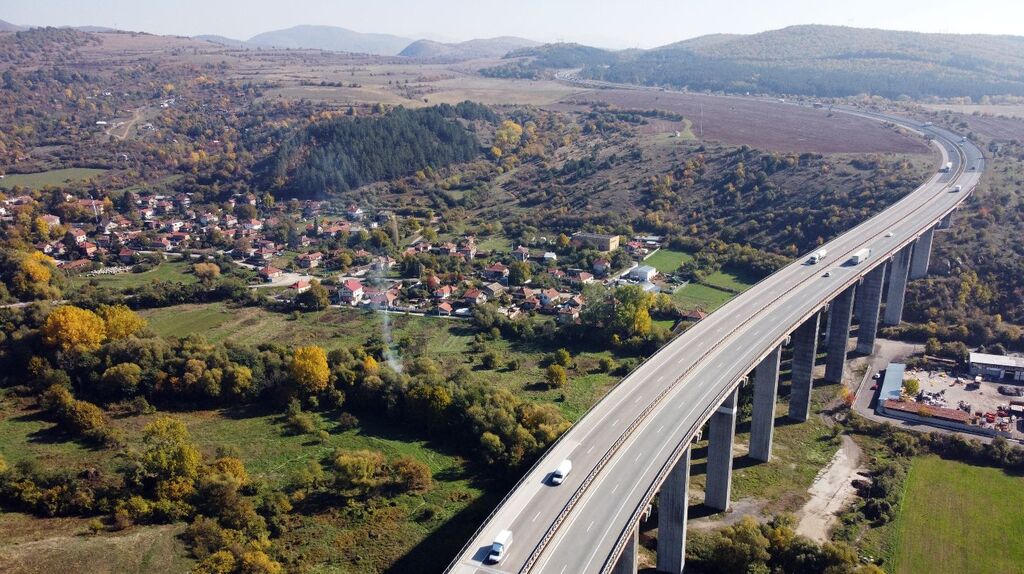 Bulgaria introduces CO₂-based toll rates for heavy vehicles
