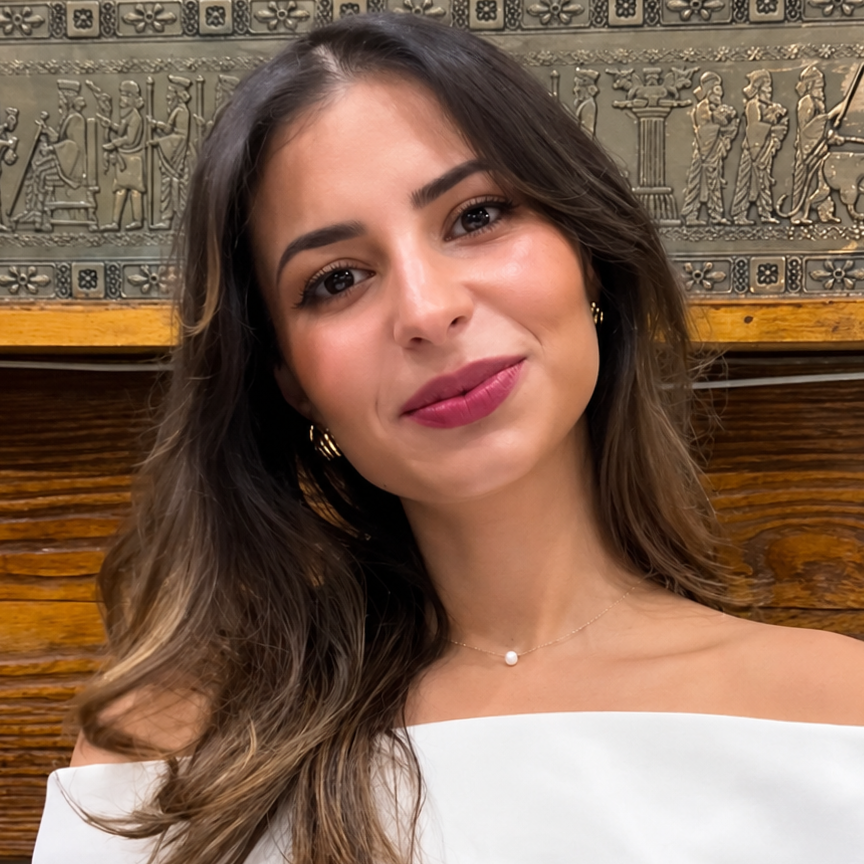 Batoul Achour, Amazon