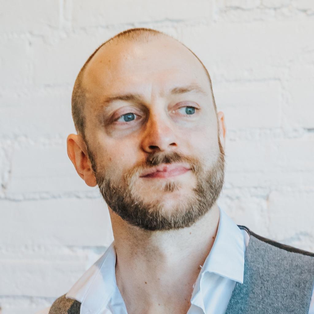 Simon Andrew, Branding Si