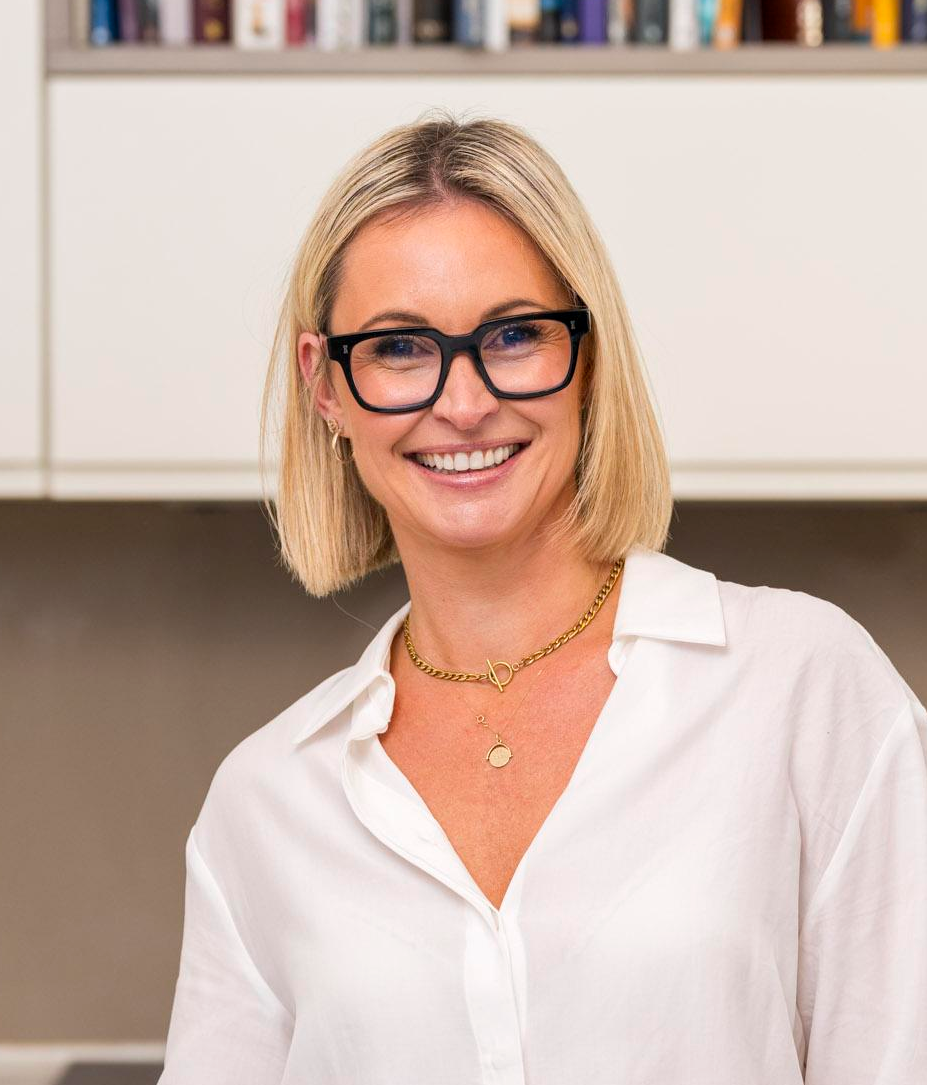 Kathryn Pinkham, The Insomnia Clinic