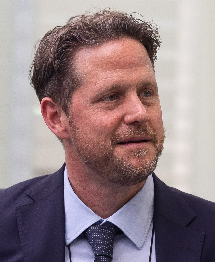 Dominik Keller, Fracht Group