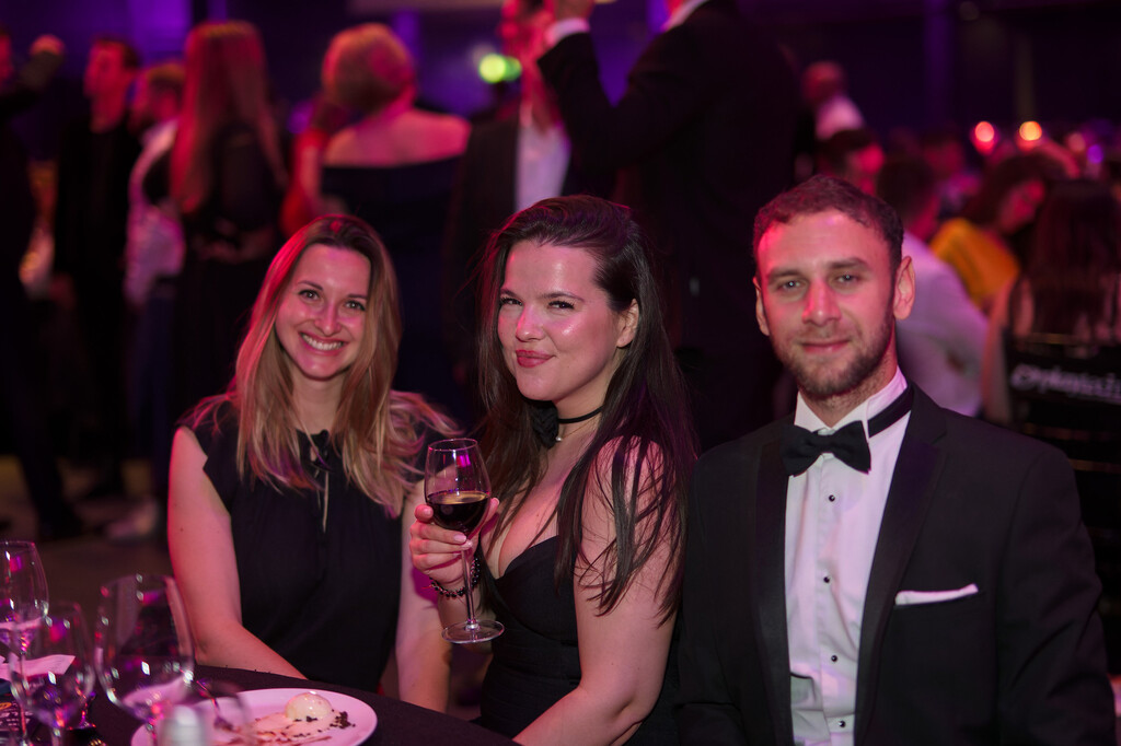 network with peer image