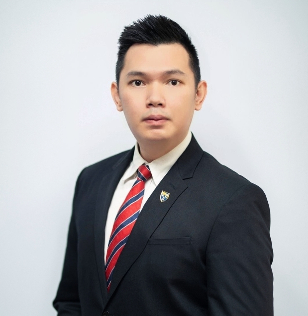 Collins Chong Yew Keat