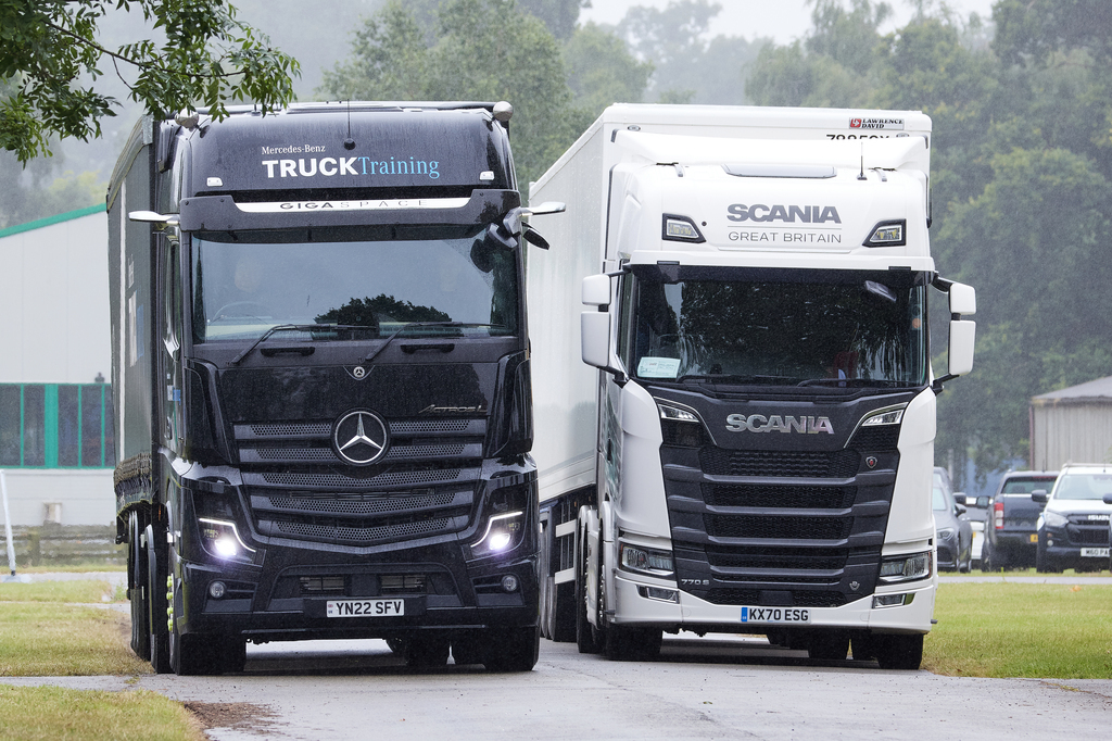 Ride and drive image