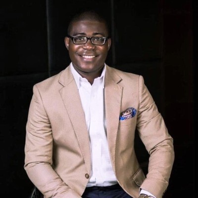 Emmanuel Olorunnisola, Mot MacDonald