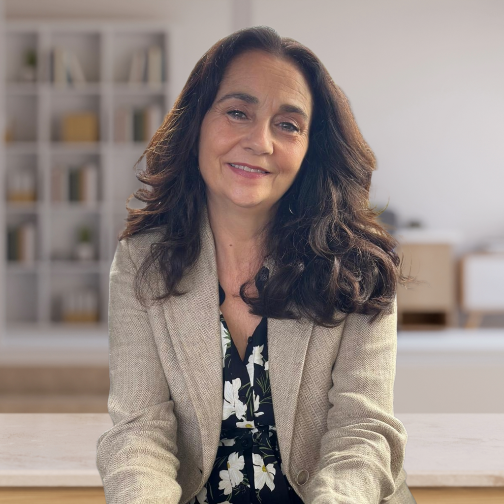 Polly Lambert, Captivate