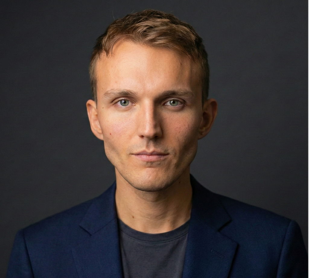 Sebastian Moore, HM Treasury