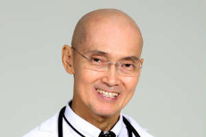 Dr William Tan