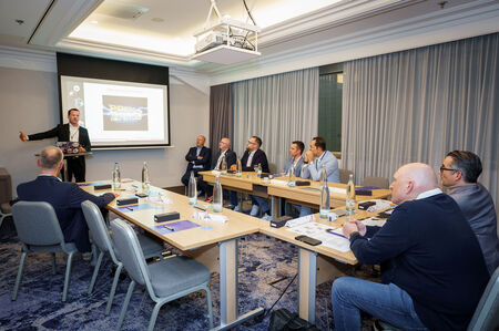 XChangeDE 2025 Boardroom-Meeting