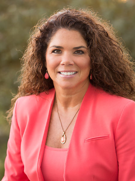 Anne Marie Towle, Hylant