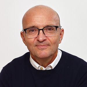 Tim Hincks, Expectation