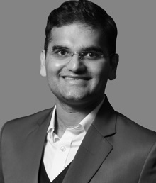 Angel Kansagra, Lloyd's