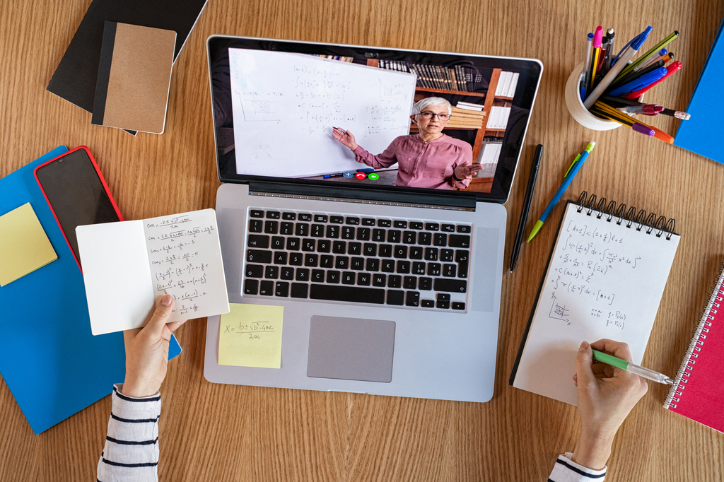 Desk image