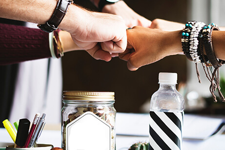 Business collaboration: 9 ideas to grow and scale quickly