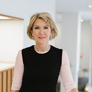 Donna Scully, Director