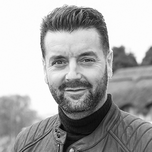 Nik Ellis, Laird & Swiftcase