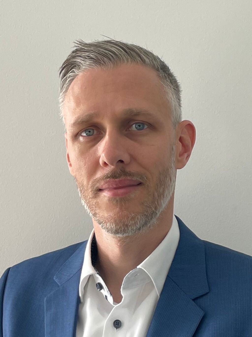 Marco Dierke, Hillebrand Gori