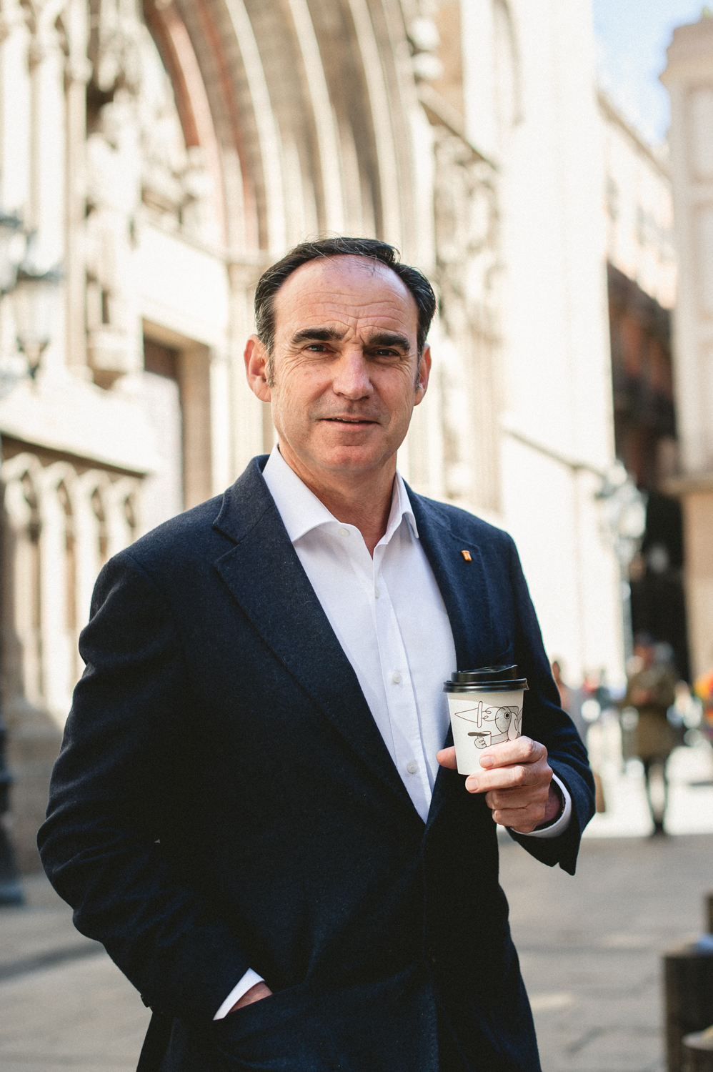 Salvador Sans Velasco, Cafés El Magnífico