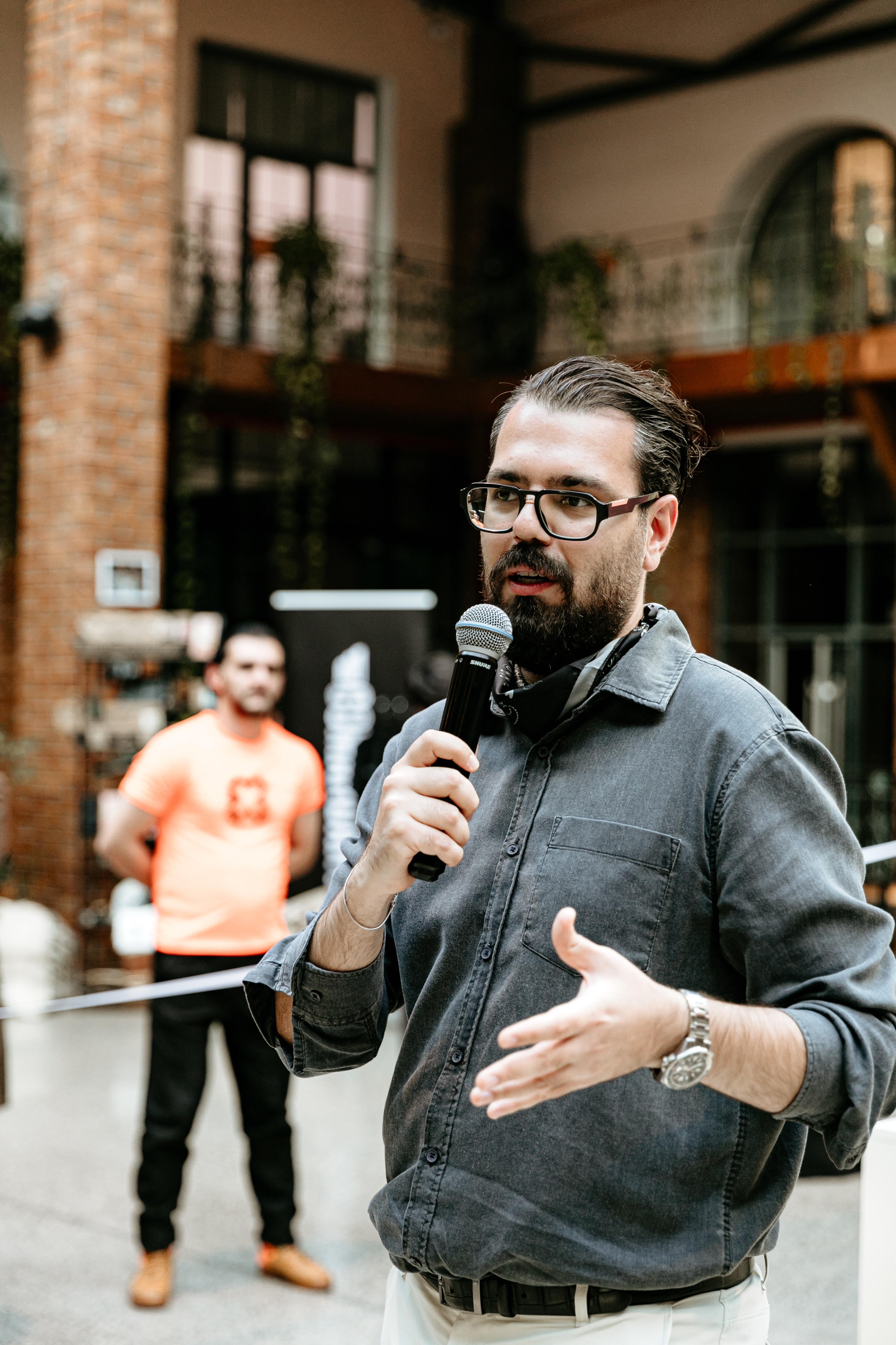 Alireza Razzaghzadeh, Niji Coffee Co.
