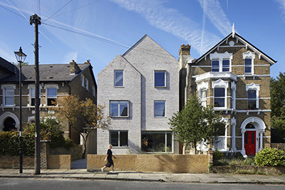 House - £250,000-£500,000