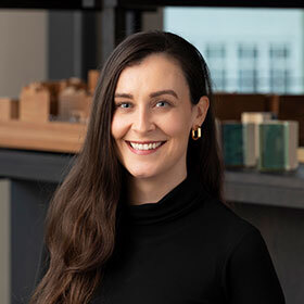 Rachel Hoolahan, Orms