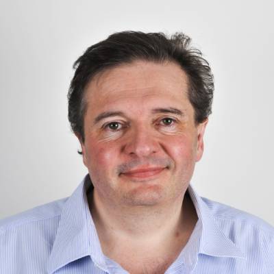 Andrew Hinds, Multiple retailer