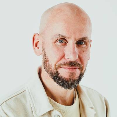 Gareth Thomas, Brown & Newirth Gareth