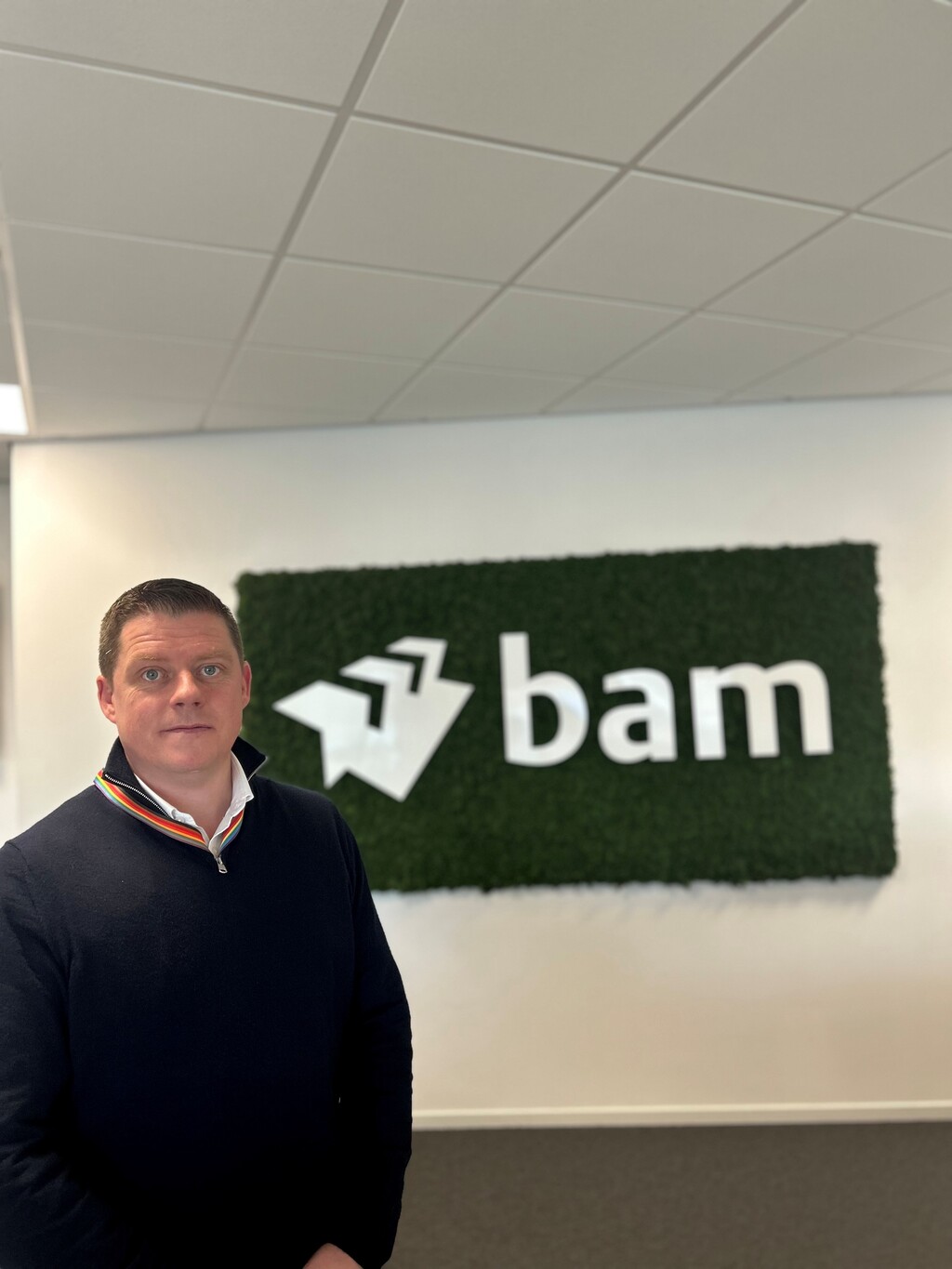 Jon Christie, Bam Nuttall