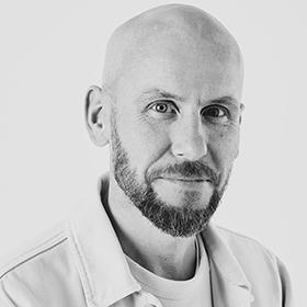 Gareth Thomas, Brown & Newirth