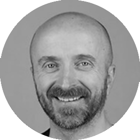 Paul Llewellyn, Accenture