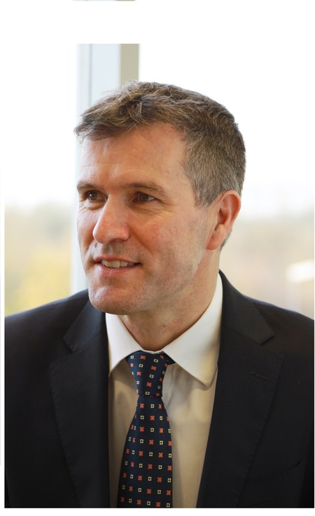 Ian Henderson