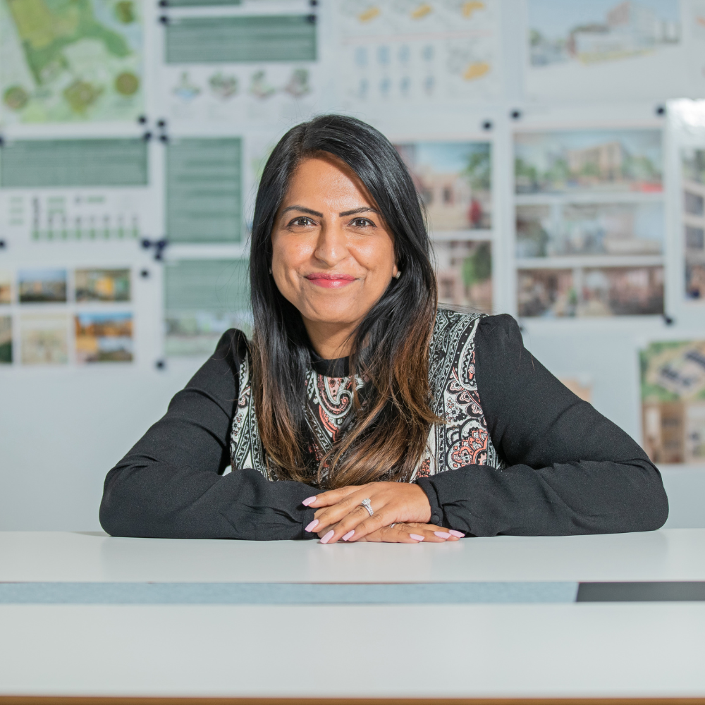 Pooja Mistry, Pick Everard