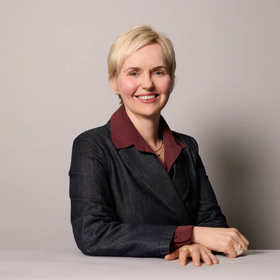 Meg Graham, Superkül