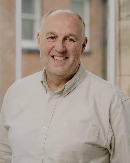Marcus Earnshaw, HLM Architects