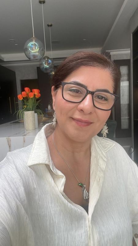 Huda Asad, Accenture