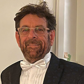 Nick James, Arnold James