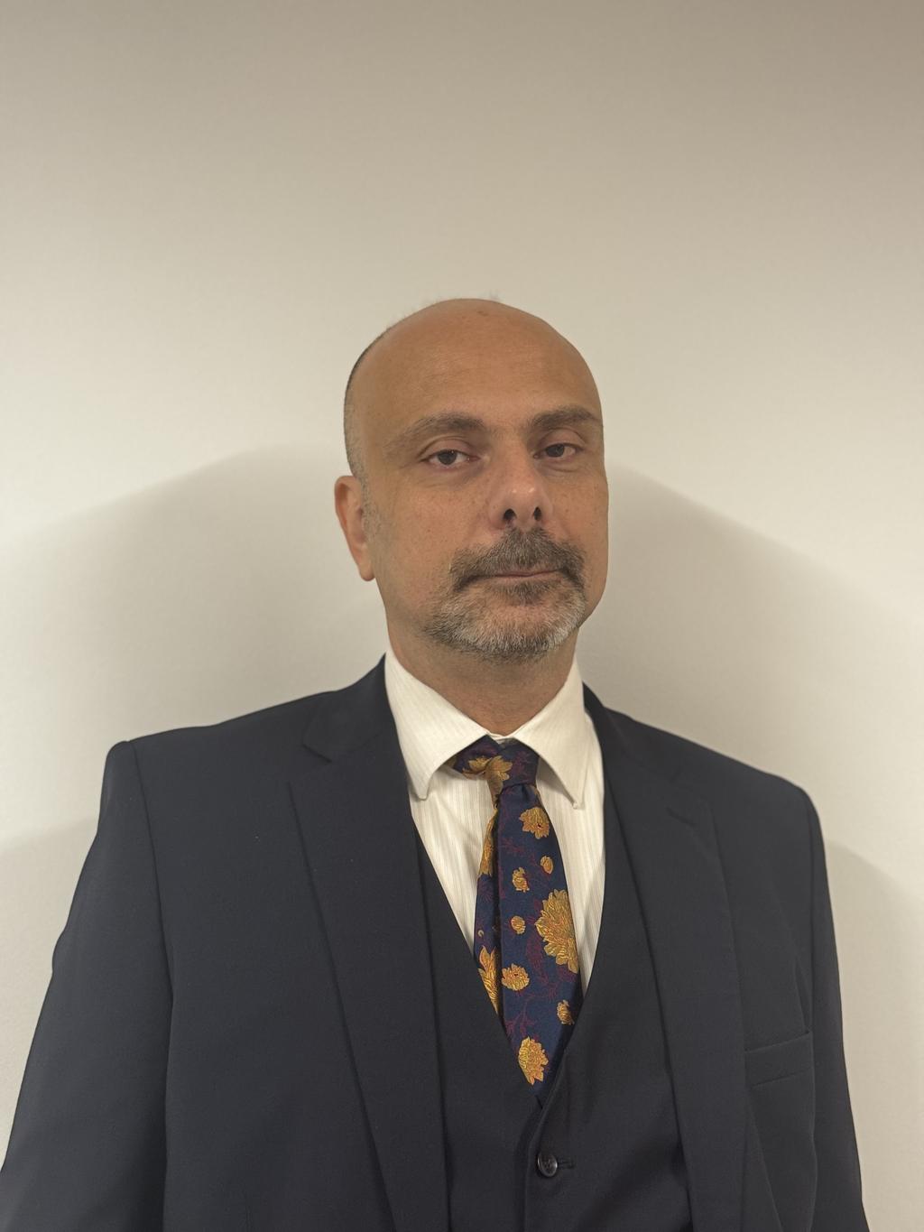 Aris Zourmpakis, Langan Intenational UK