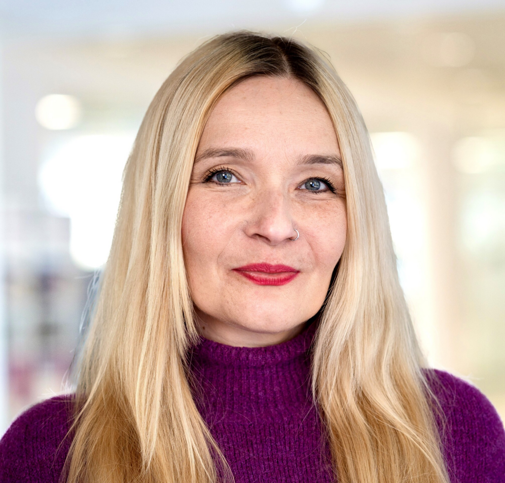 Marta Nowotny, Heathrow