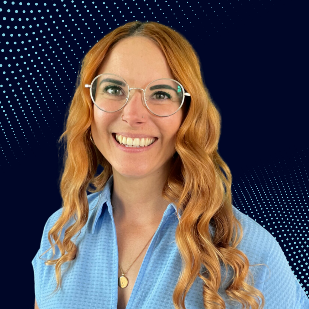 Hayley Rabbets, Pilot