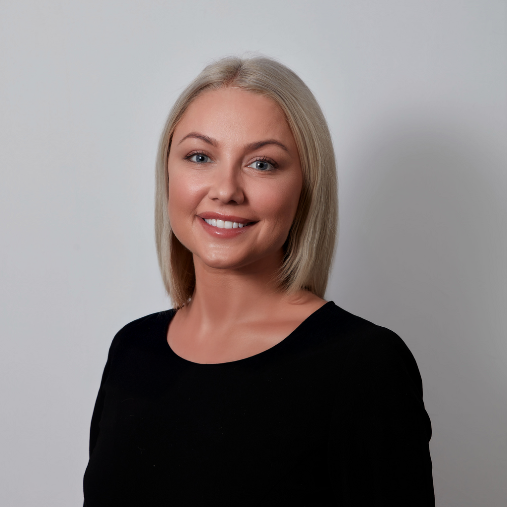 Emma Milward, Tilbury Douglas