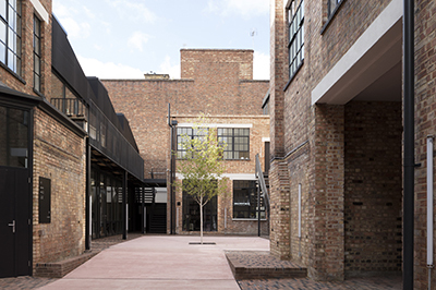 Offices - 2,000-5,000m2