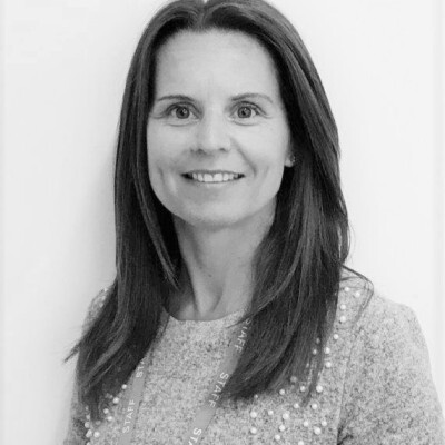 Angela Hills, Arcadis