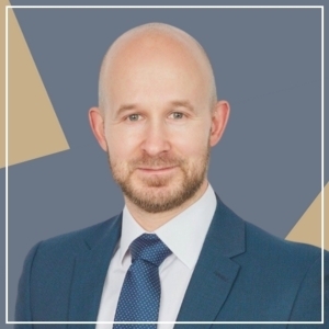 Alasdair McInnes, Kennedy Wilson