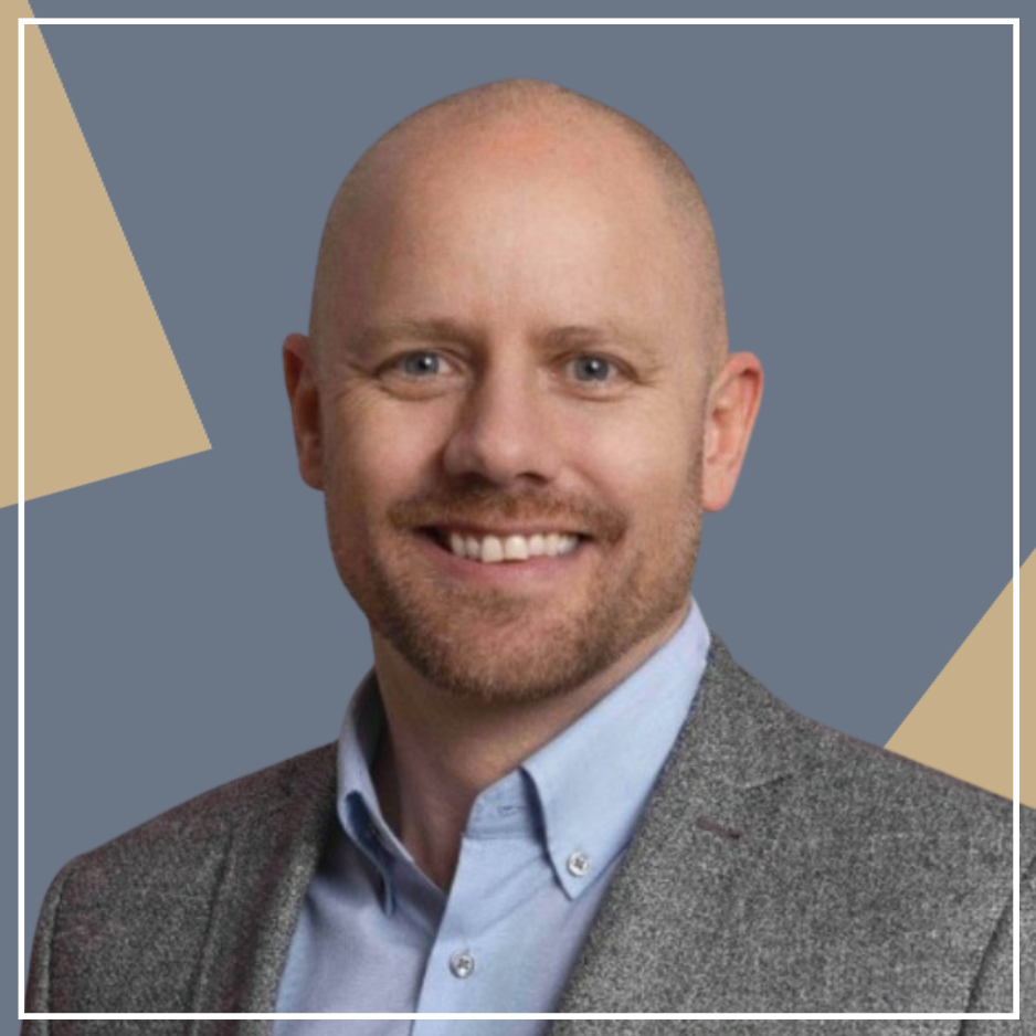 Robert Baker-Stevens, motive8