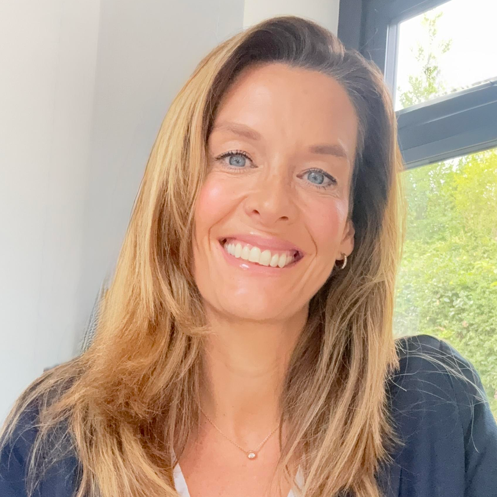 Donna Howitt, Landsec