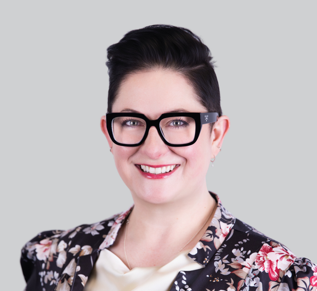 Laura Knight, Sapio Education