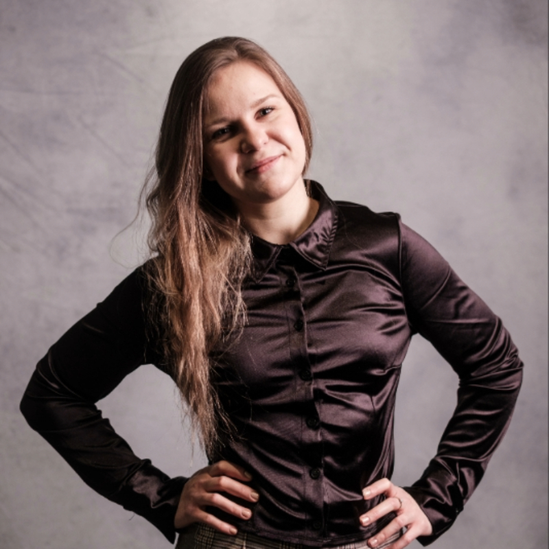 Evelina Grecenko, Estates Gazette