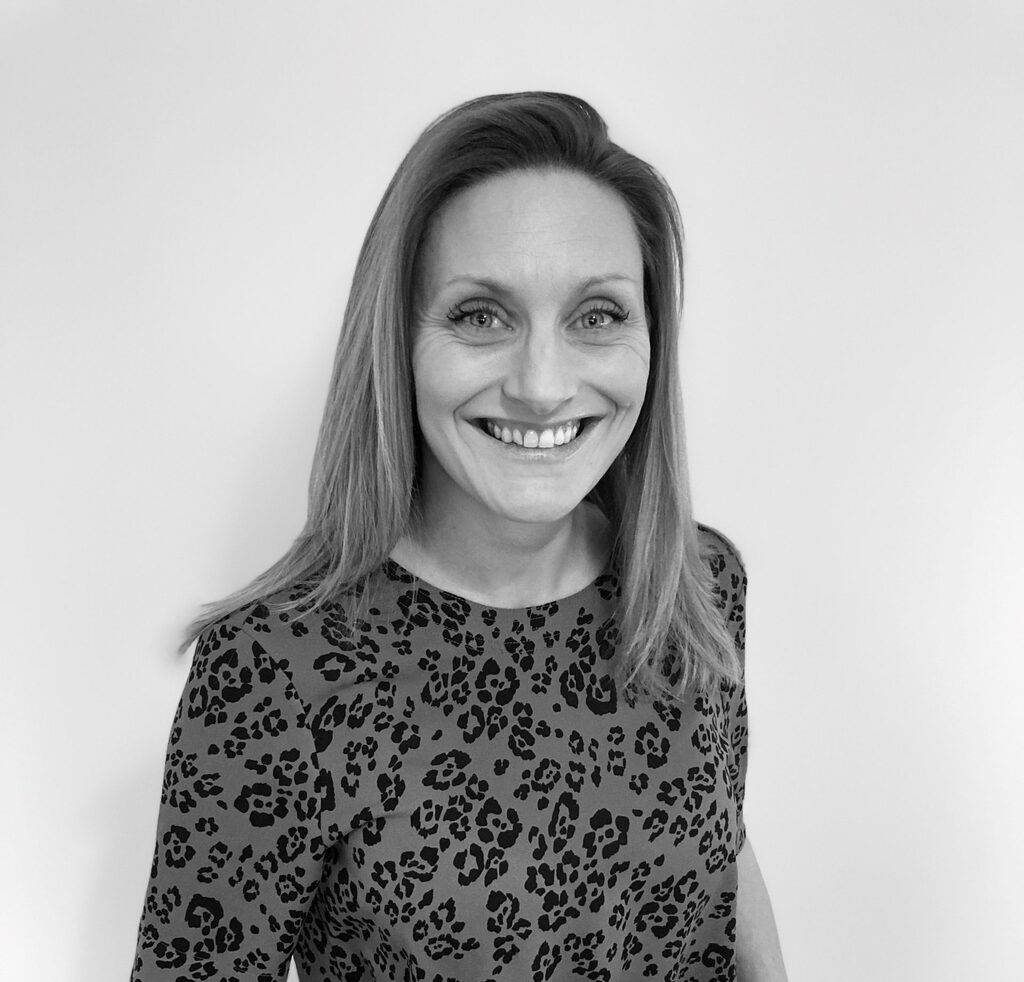 Nicola Hanser, Holistic