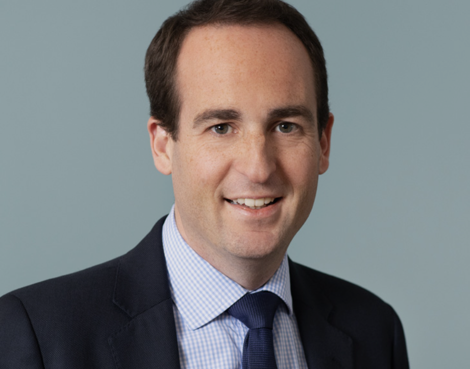 Jamie Snary, Apache Capital